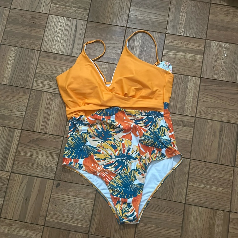 Amazon bathing suit NWT